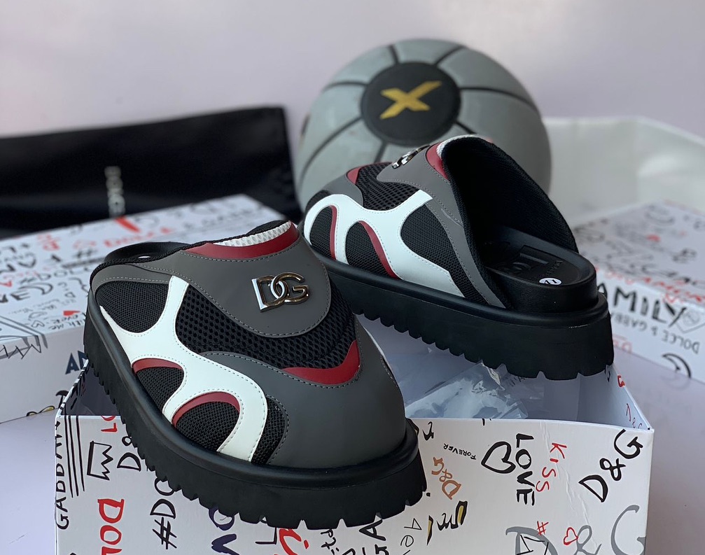 Dolce & Gabbana Slides