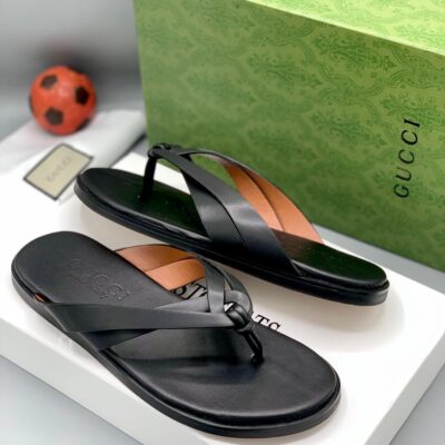 Gucci Men’s Horsebit Leather Slippers – Black