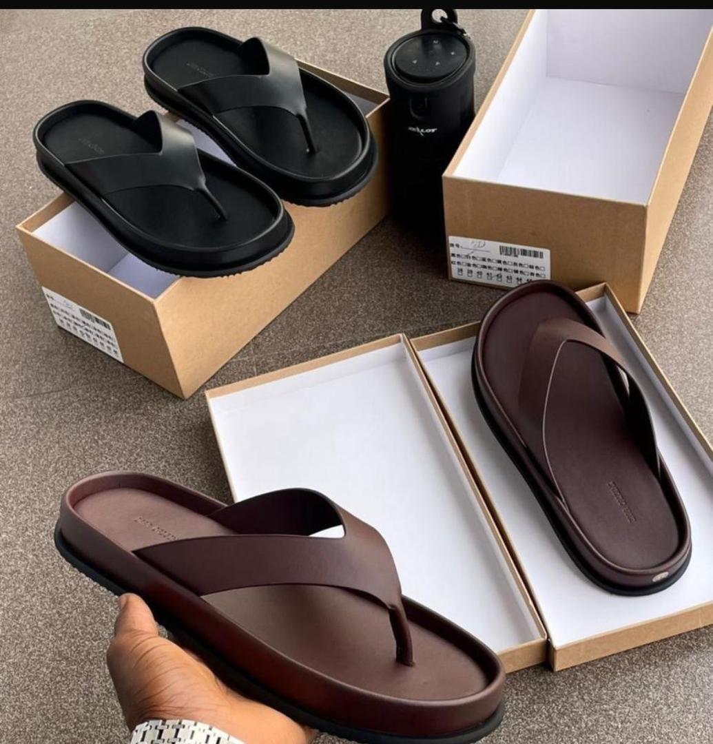 Zara Flip Flop Slides