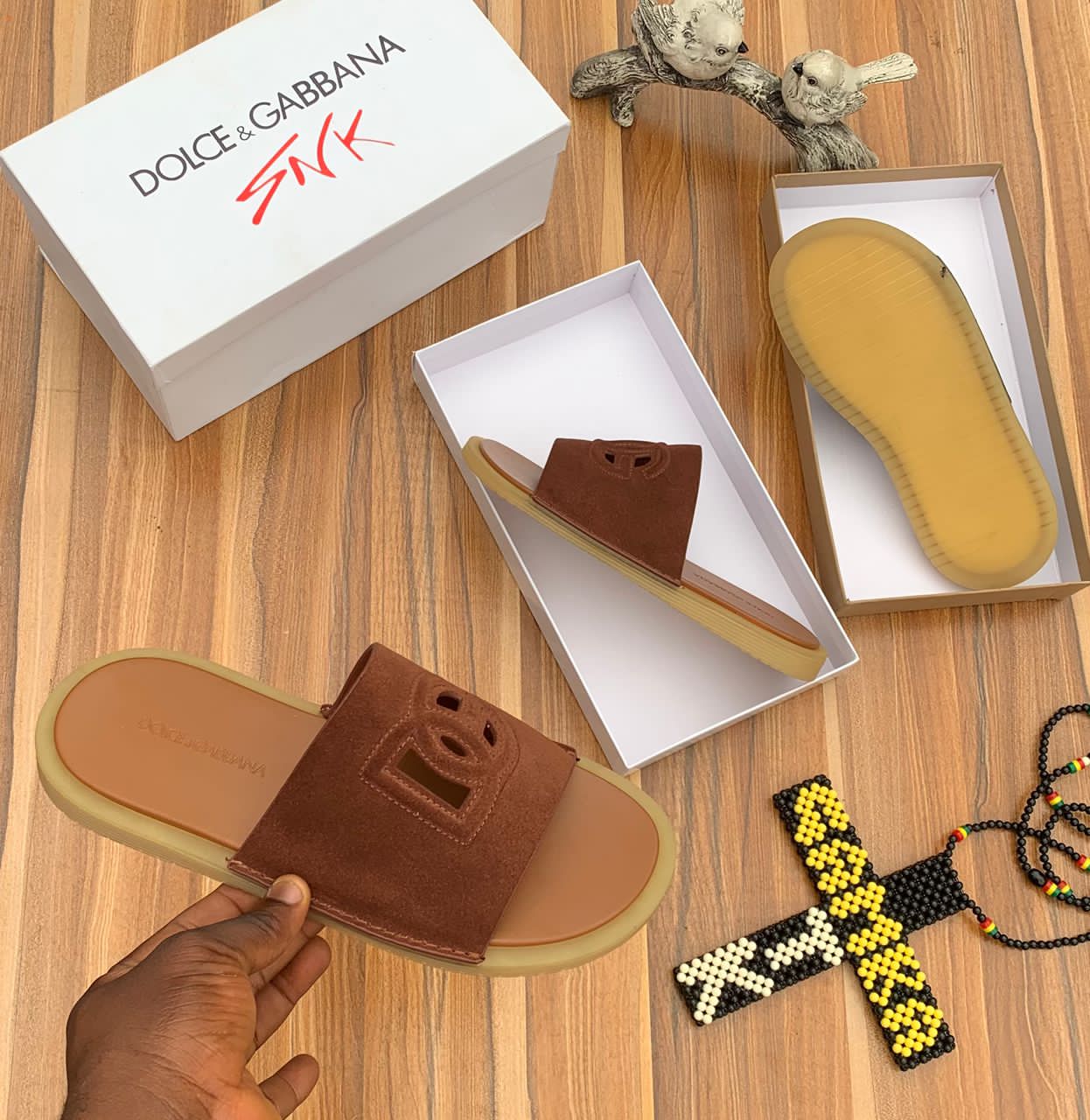 Dolce & Gabbana Slides – Luxury Casual Style | Splendourman
