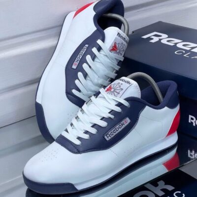 Reebok Sneakers
