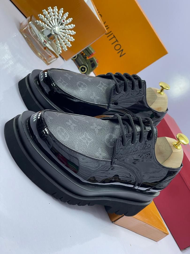 Louis Vuitton Black Patent Leather