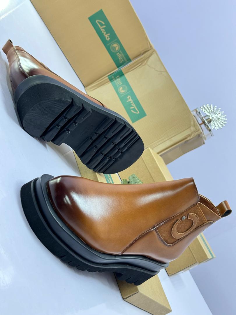 Clarks Men's Leather Chelsea Boots