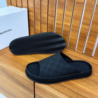 Balenciaga Logo Rubber Pool Slides