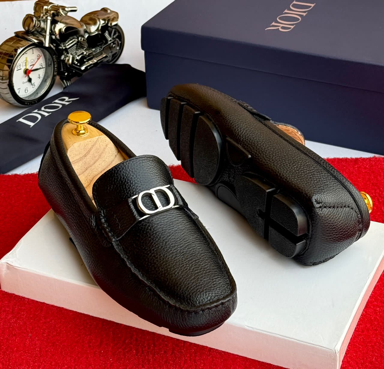 Dior Odéon Black Grained Calfskin Loafers – CD Icon Designer Shoes