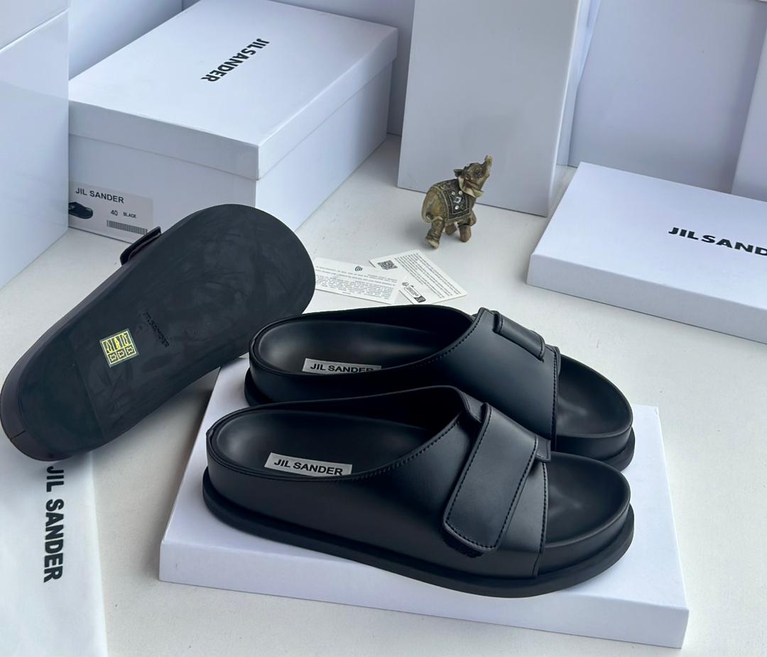 Jil Sander Black Leather Slide Sandals – Luxury Minimalist Men’s Slides