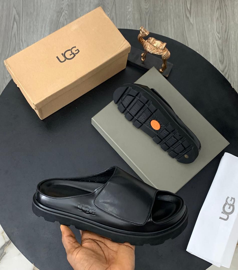 UGG Solano Black Nubuck Slide Sandals – Luxury Men’s Casual Footwear